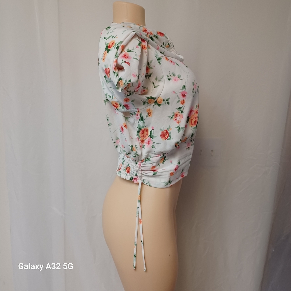 Meraki Cream Floral Wrap Blouse Size XL - Picture 7 of 13